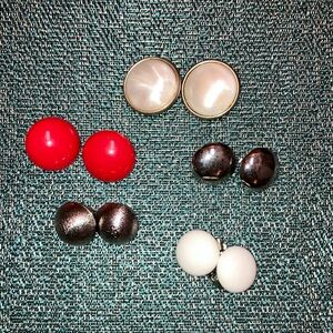 vintage 1950s clip-on earrings